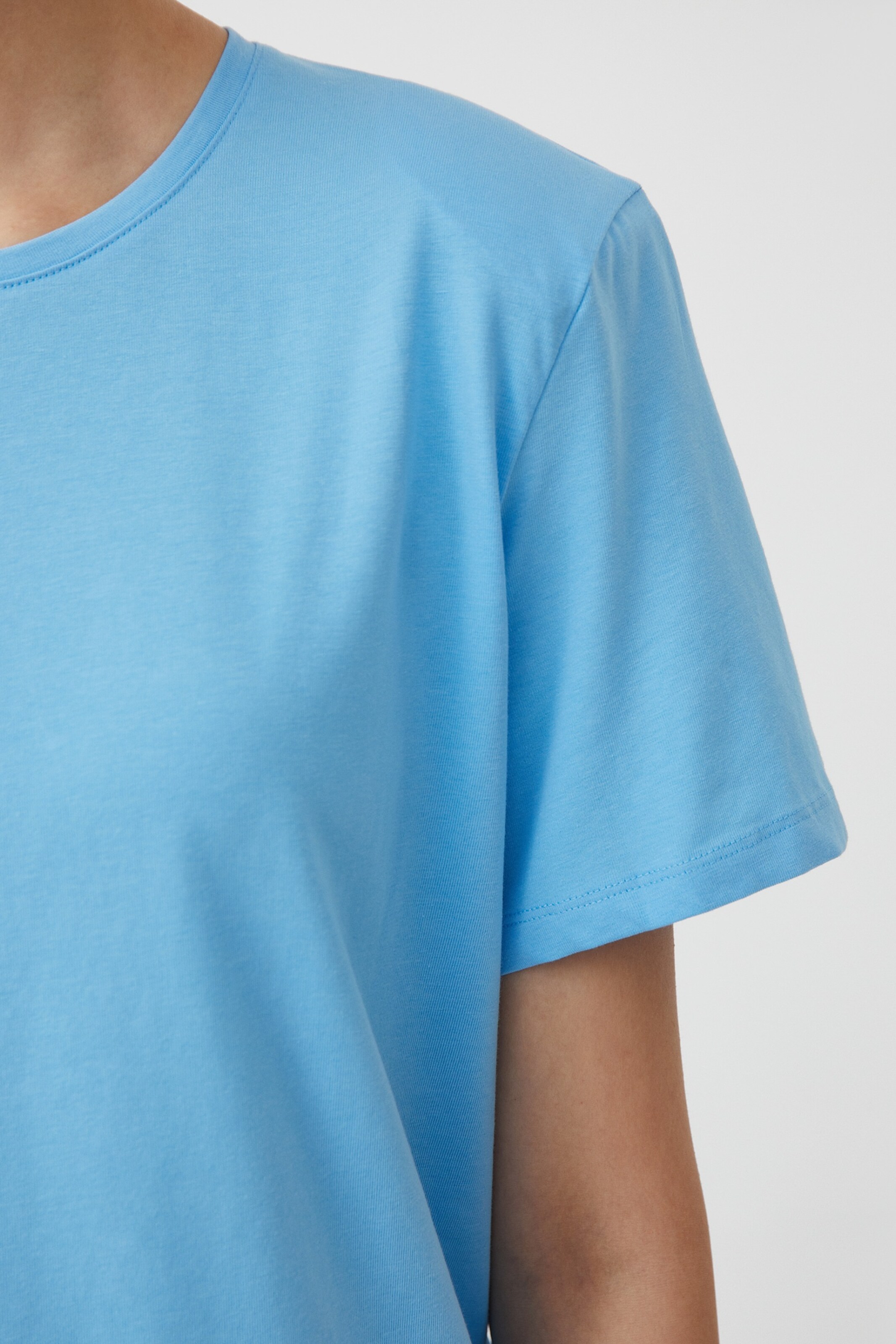 Frauen Shirts & Tops Finn Flare Rundhals-Shirt in Hellblau - KT44362 Frauen Shirts & Tops Finn Flare Rundhals-Shirt in Hellblau - KT44362