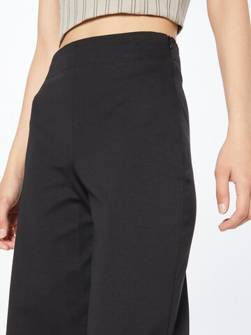 DRYKORN - Pierna ancha Pantalón 'TRUE' en negro