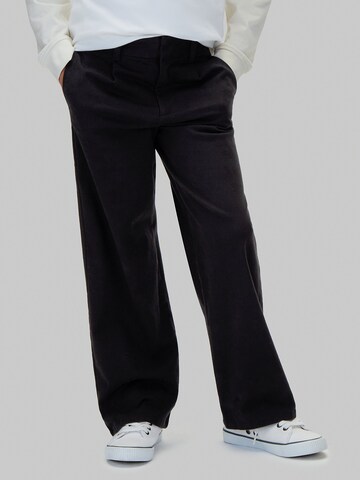 Calvin Klein Jeans Regular Trousers in Black: front
