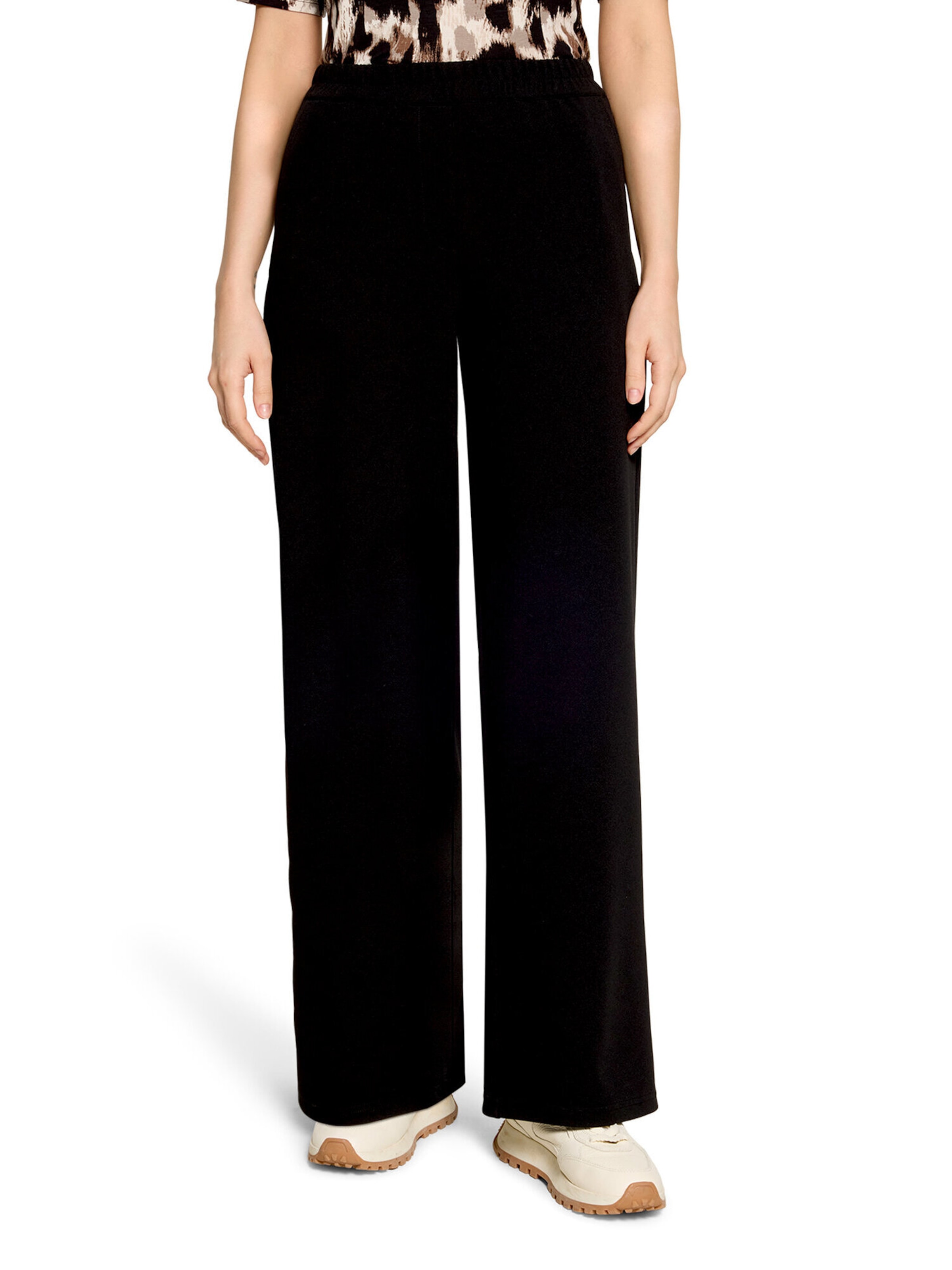 Betty Barclay Loosefit Hose in Schwarz: Vorderseite