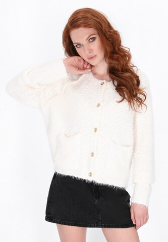 Cardigan DreiMaster Vintage en blanc : devant