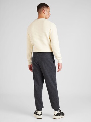 GANT Tapered Broek in Grijs