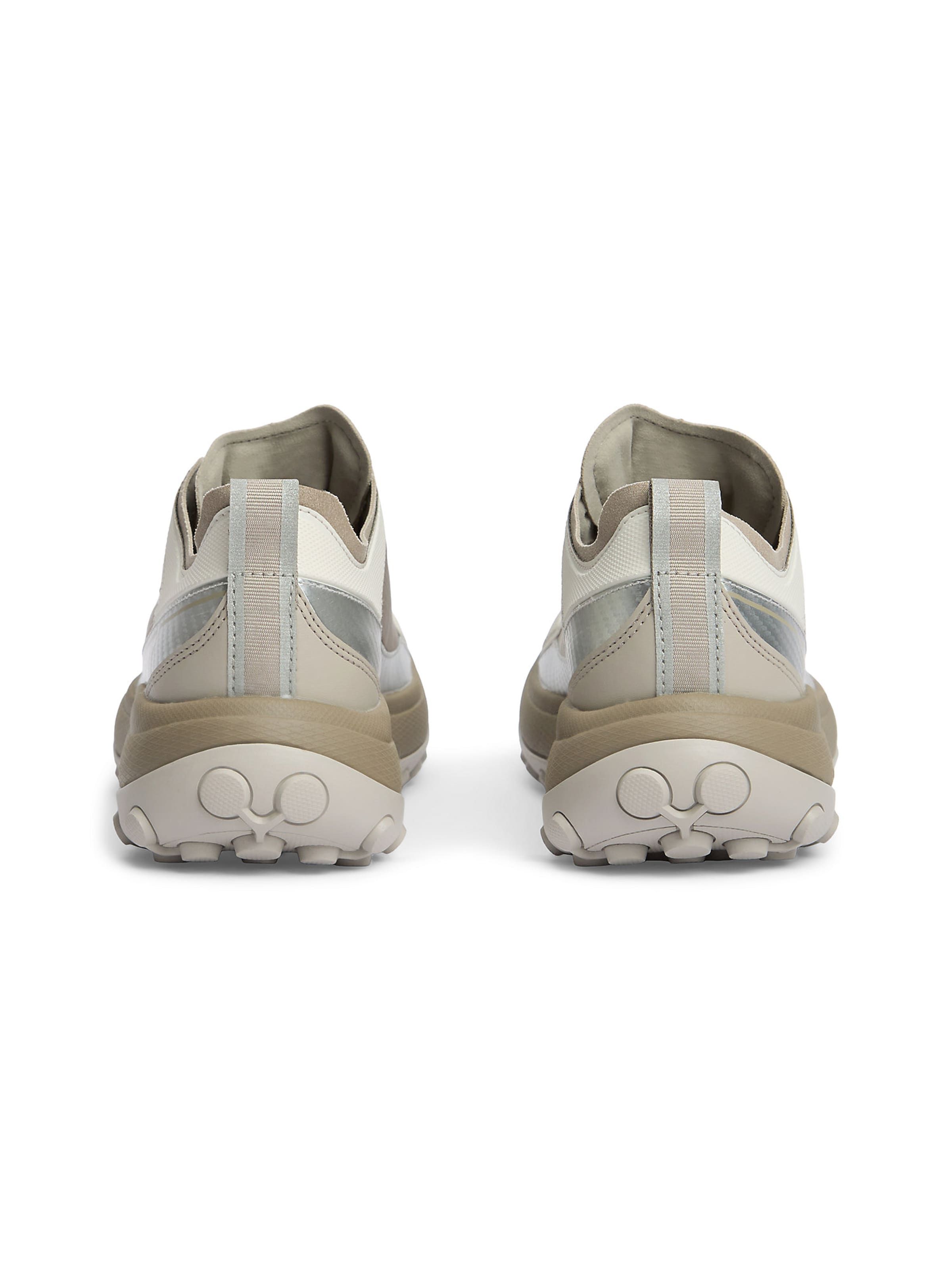 Baskets basses TOMMY HILFIGER en gris