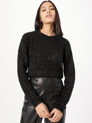 Urban Classics Sweater in Black: front