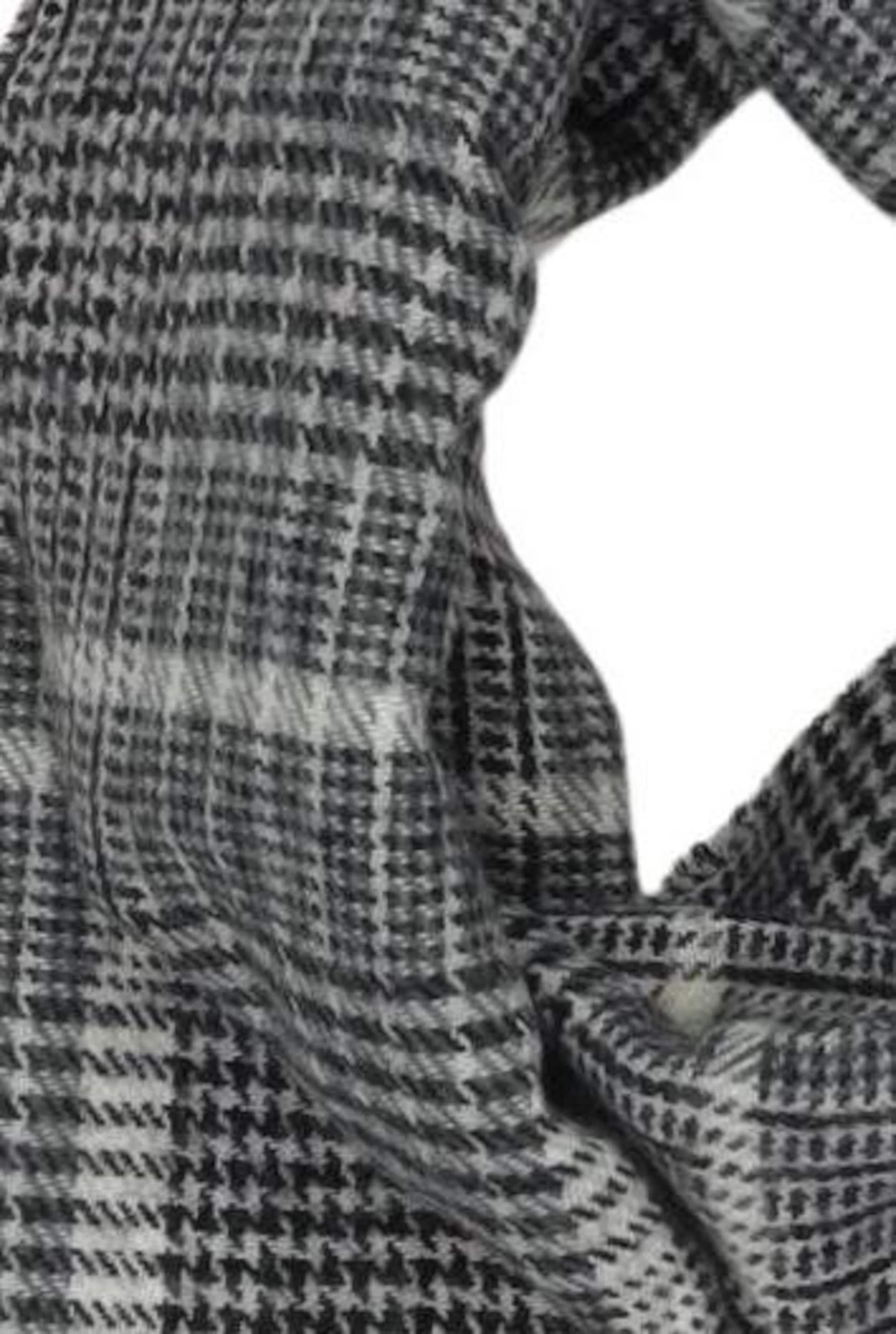 Rich & Royal Schal oder Tuch One Size in Grau