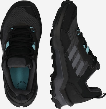 ADIDAS TERREX - Botas 'AX4' em preto