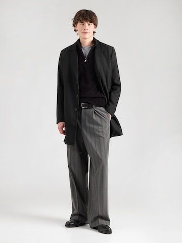 juoda Lyle & Scott Megztinis