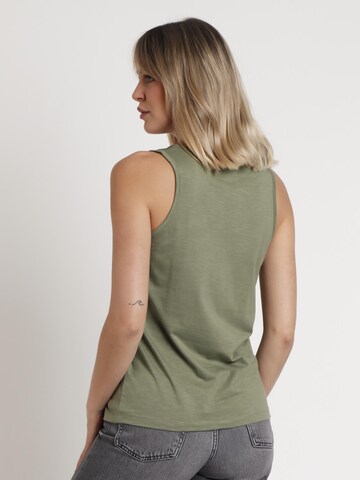 admas - Top en verde