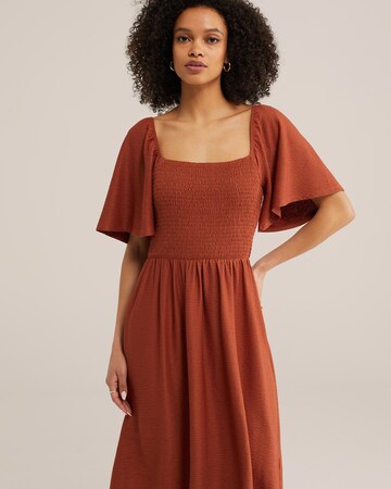 WE Fashion Dress in Orange: front