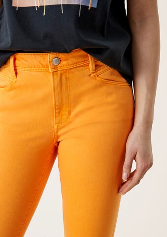 s.Oliver Slim fit Jeans in Orange