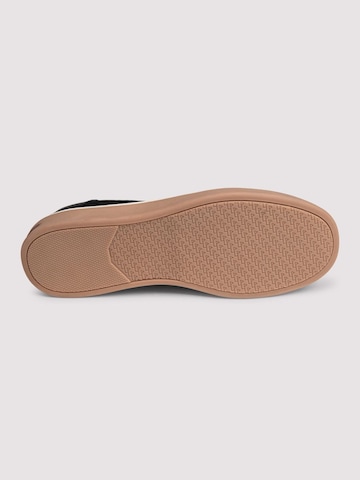 Pantofi de la Ombre pe negru