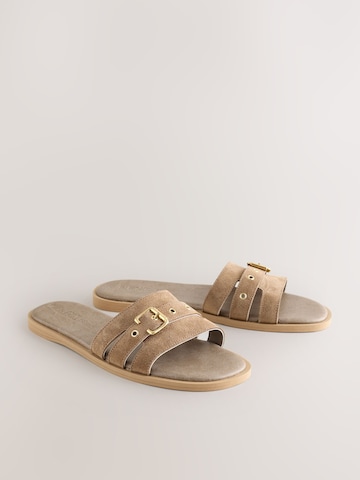 Next Muiltjes in Bruin