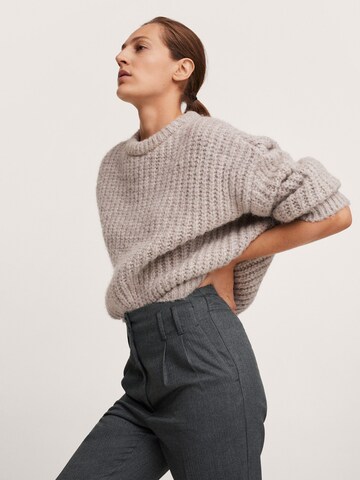 MANGO Regular Pleat-Front Pants 'Taylor' in Grey