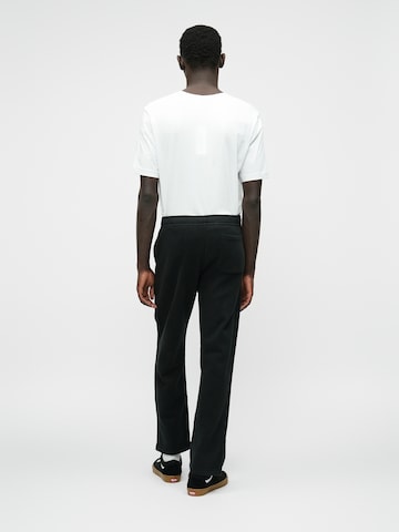 Regular Pantalon 'ESSENTIAL' Abercrombie & Fitch en noir