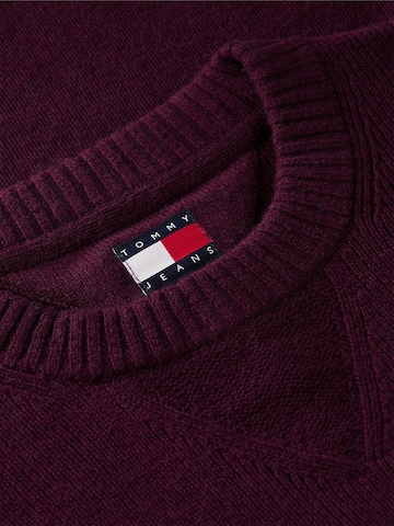 Tommy Jeans Sweater in Purple