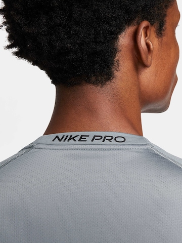 NIKETehnička sportska majica 'Pro' - siva boja