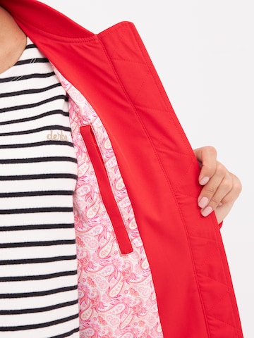 Derbe Between-Season Jacket in Red