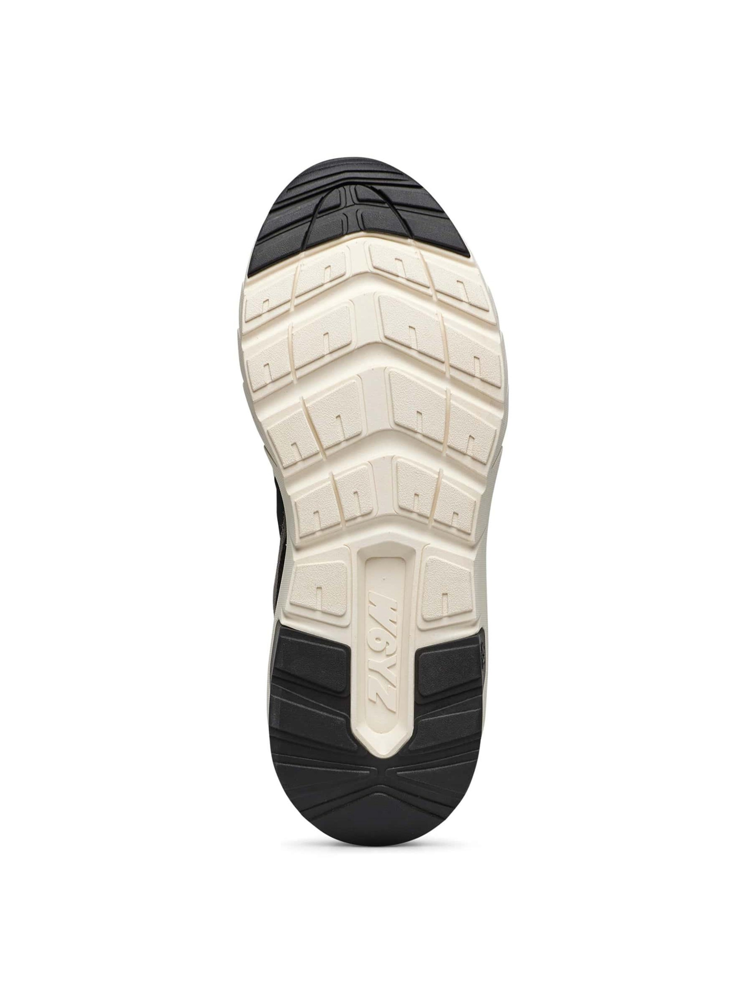 W6YZ Platform trainers 'NEXT-M.' in Black