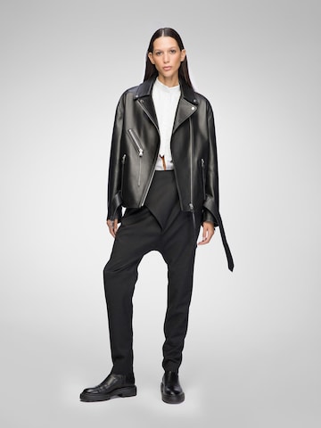 V S P Winterjacke 'Gisele' in Schwarz