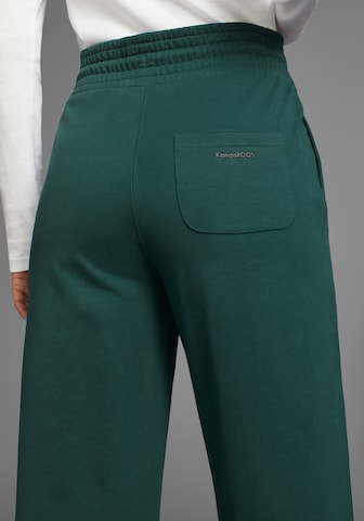 KangaROOS Loose fit Pants in Green