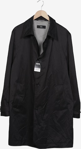 BOSS Black Mantel XXL in Schwarz: Vorderseite