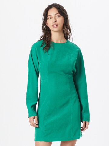 Rochie de la Warehouse pe verde: față