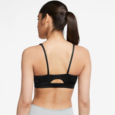 Sutien sport NIKE pe negru, Vizualizare produs