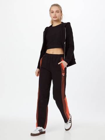 Urban Classics Sweatjacka i svart