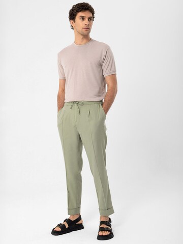 Regular Pantalon Antioch en vert