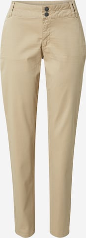 Coupe slim Pantalon chino QS en beige : devant