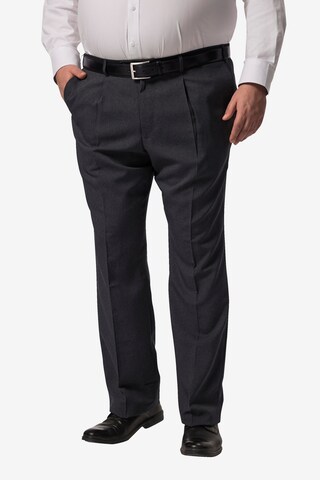 Men Plus Regular Pants in Grey: front