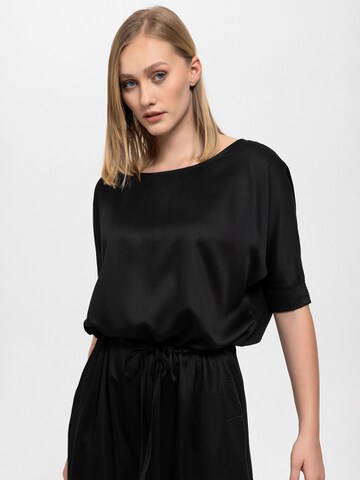 Rochie de la Anou Anou pe negru