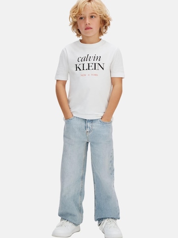 T-Shirt 'LOGO SS T-SHIRT' Calvin Klein Kids en blanc