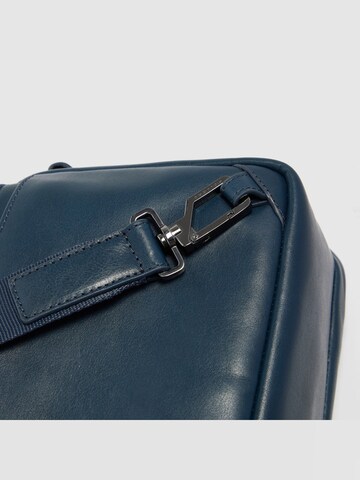 Piquadro Schoudertas in Blauw