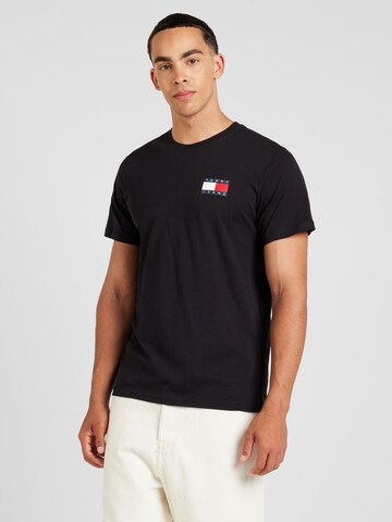 Tommy Jeans T-shirt 'ESSENTIAL' i svart: framsida