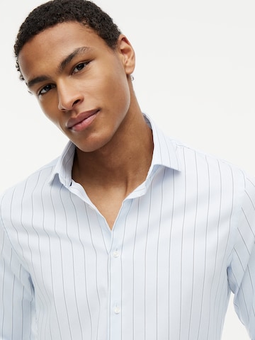 TOMMY HILFIGER Slim fit Zakelijk overhemd in Blauw