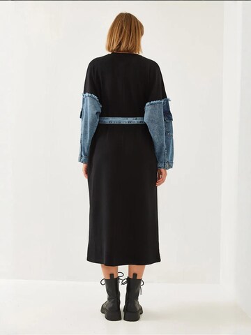 Bianco Lucci Dress in Black