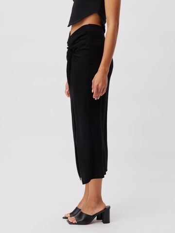 Gonna 'Meret' di LeGer by Lena Gercke in nero