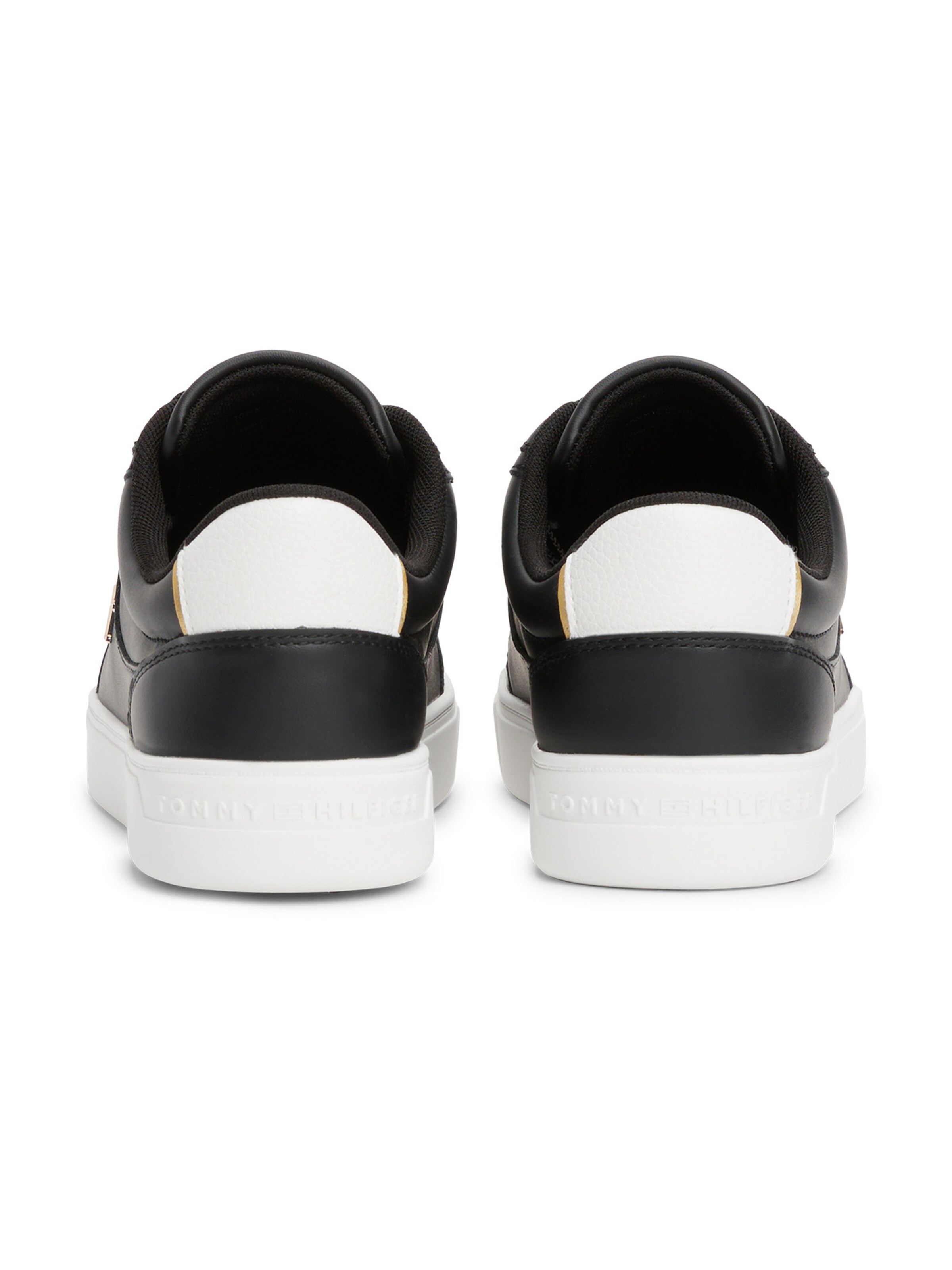 TOMMY HILFIGER Sneakers laag 'Essential Chic Court' in Zwart