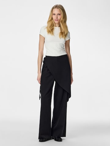 PIECES Wide Leg Hose 'PCJossaline' in Schwarz