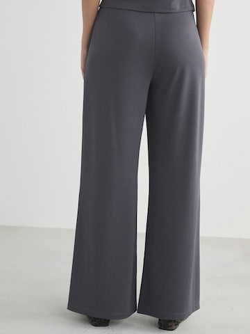 Wide Leg Pantalon Next en bleu