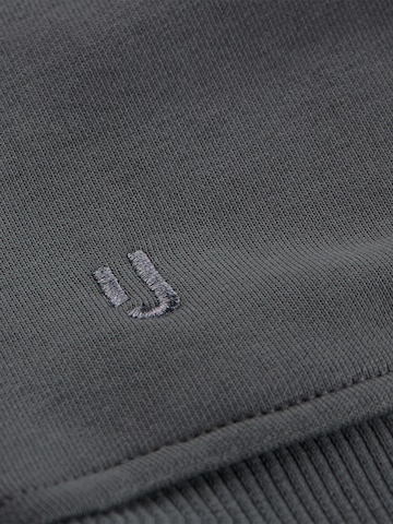 Sweat-shirt 'Carter Oversized' Johnny Urban en gris