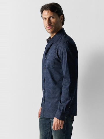 KOROSHI Bluser & t-shirts i blå