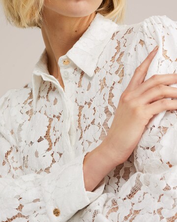 WE Fashion Bluza | bela barva