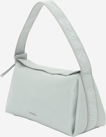 Calvin Klein Regular Чанта за през рамо 'Gracie' в сиво
