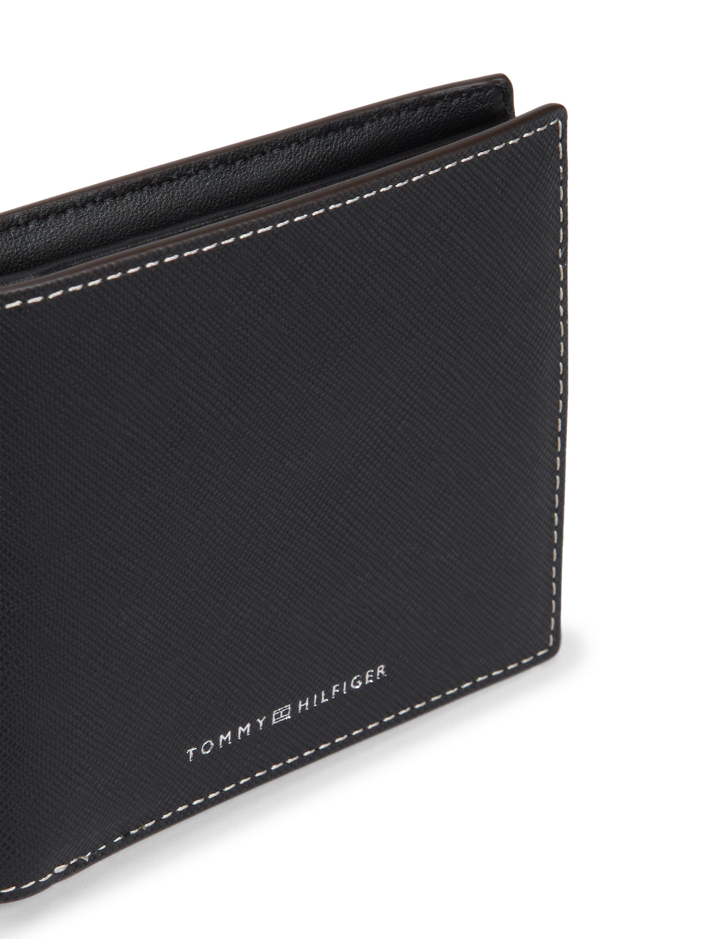 TOMMY HILFIGER Wallet in Black