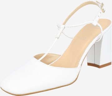 Bata Slingback Pumps in White: front