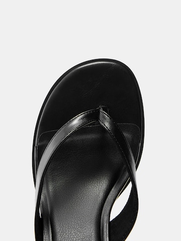 Pull&Bear Japonke | črna barva