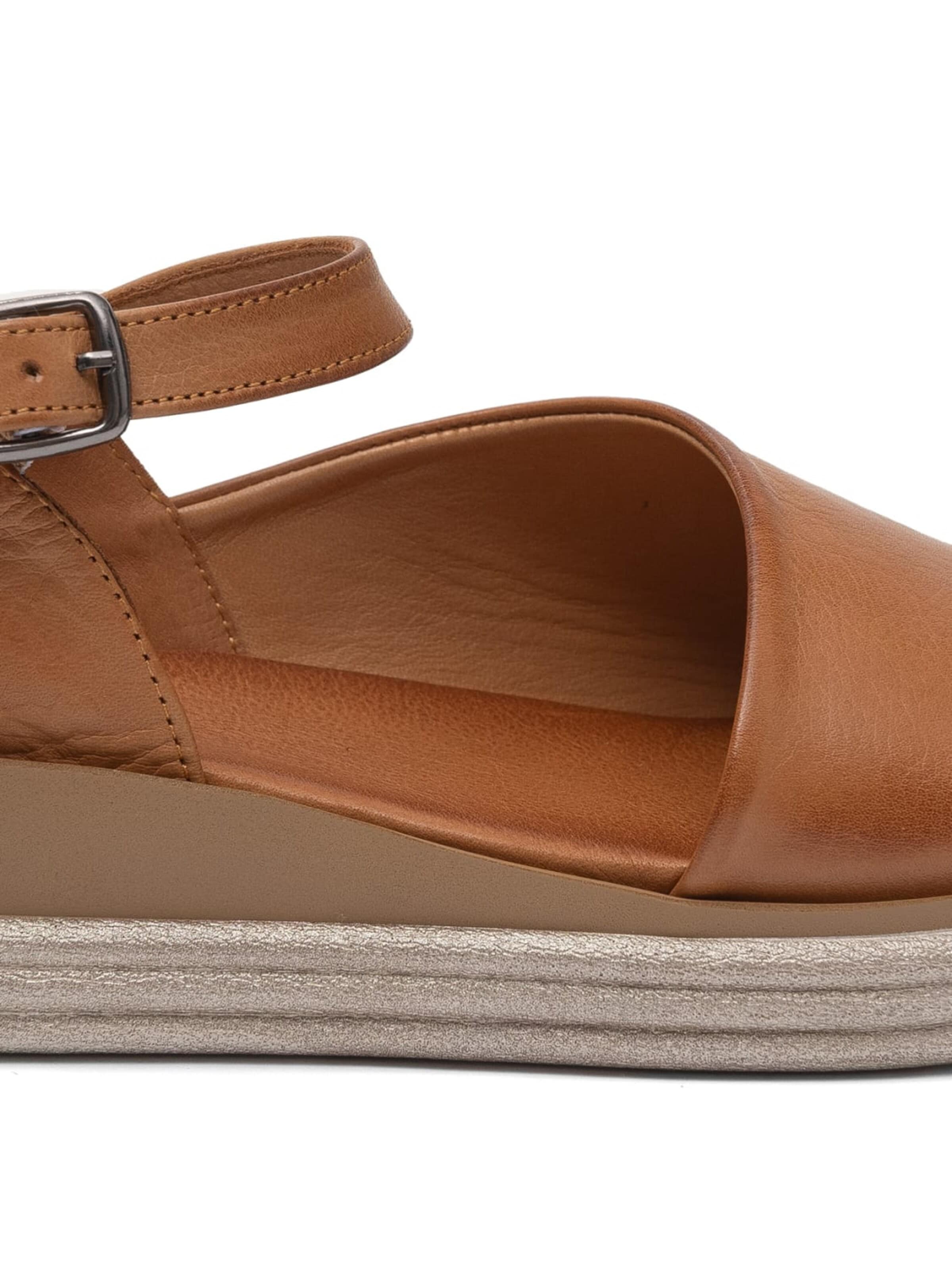 Maciejka Sandal 'L7629-29/00-1' in Brown