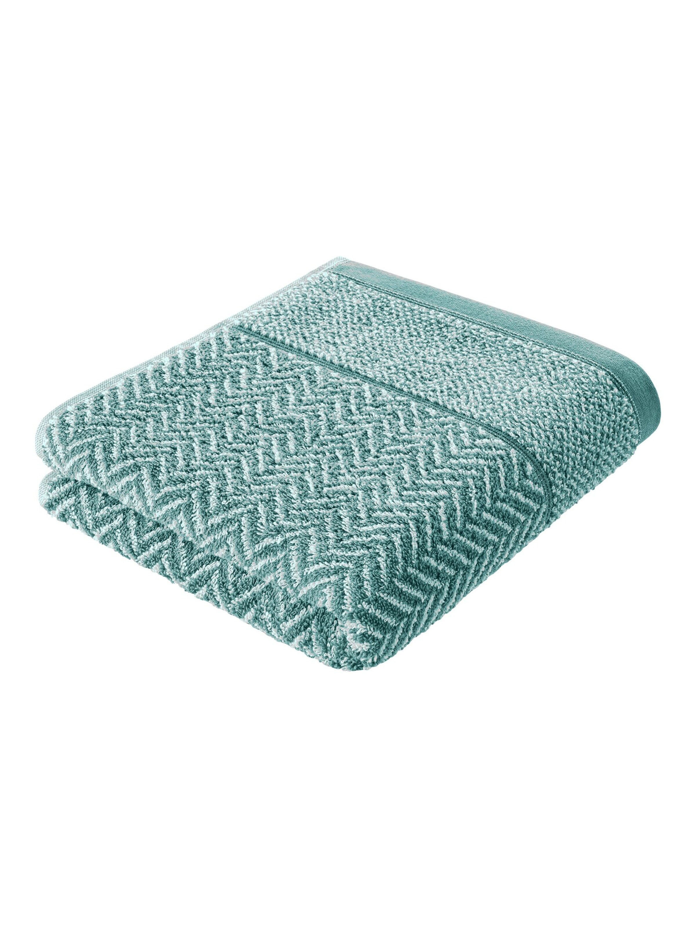Herzbach home Shower Towel in Green: front